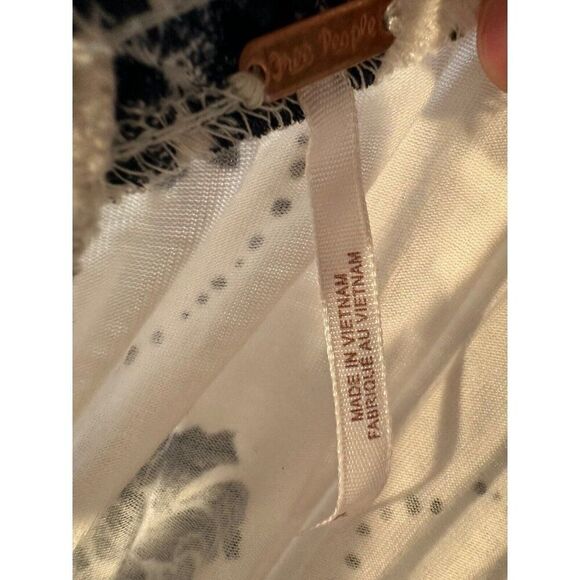 Free People Womens Floral Angel Sleeves Blouse Small - Picture 6 of 9